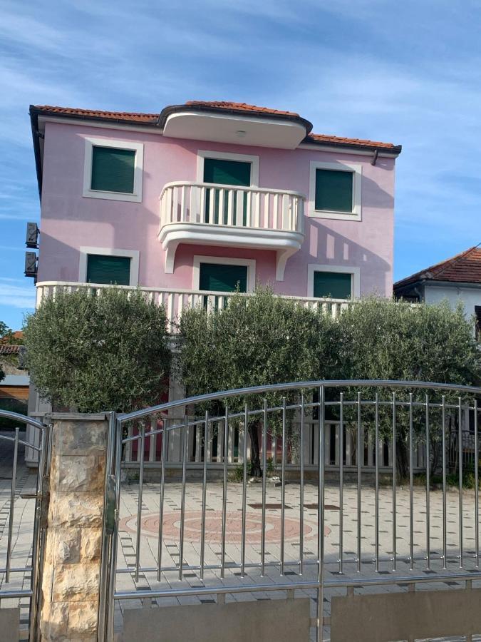 Villa Magica Pirovac Exterior photo
